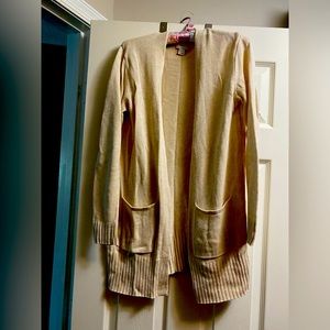 Cream Old Navy Sweater